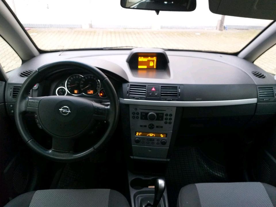 Opel Meriva 1.8 B + GAZ BRC Automatik in Düsseldorf