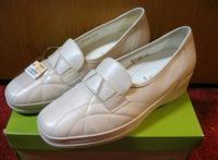 NEU.WALDLÄUFER.2xEcht Leder Schuhe.Beige.Gr.7,5 (41).Weit-K. Bremen - Huchting Vorschau