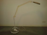 Lumeno Lupenleuchte 7213 Standleuchte Stehlampe rollbar Niedersachsen - Lehrte Vorschau