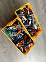 Zwei Lego Kisten voller Lego Bauteile ca. 5,5 kg Niedersachsen - Harsefeld Vorschau