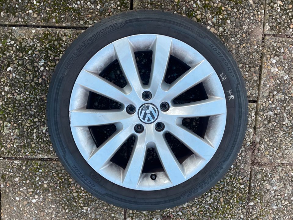 Volkswagen Sirocco 1.4 TSI BlueMotion Technology in Rhens