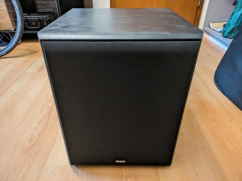 Magnat Monitor Supreme Sub 302A Subwoofer in Eitorf