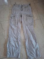 Hose Damen Bershka Cargo beige (36) Bayern - Vaterstetten Vorschau
