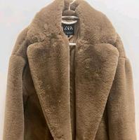 Schicke ZARA Pelz Jacke Mantel L 42/44 Taupe kuschelig warm Köln - Ehrenfeld Vorschau