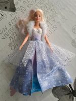 Barbie mit Rock der sich öffnet Nordrhein-Westfalen - Selfkant Vorschau