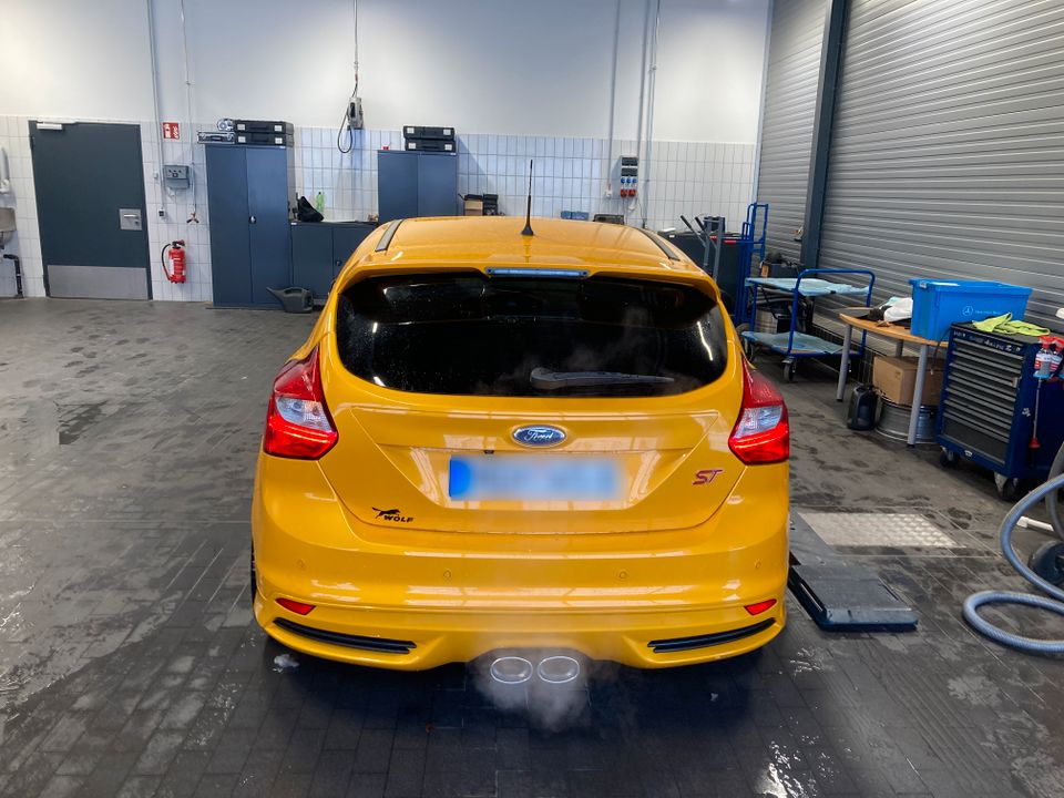 Ford Focus ST Wolf Racing Tuning in Dörzbach