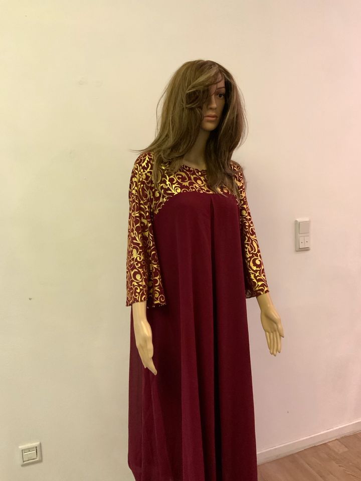 Frauen Kleid in Düsseldorf