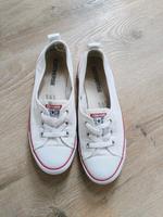 Converse Schuhe Turnschuhe 37,5 weiß Sneaker Nordrhein-Westfalen - Königswinter Vorschau