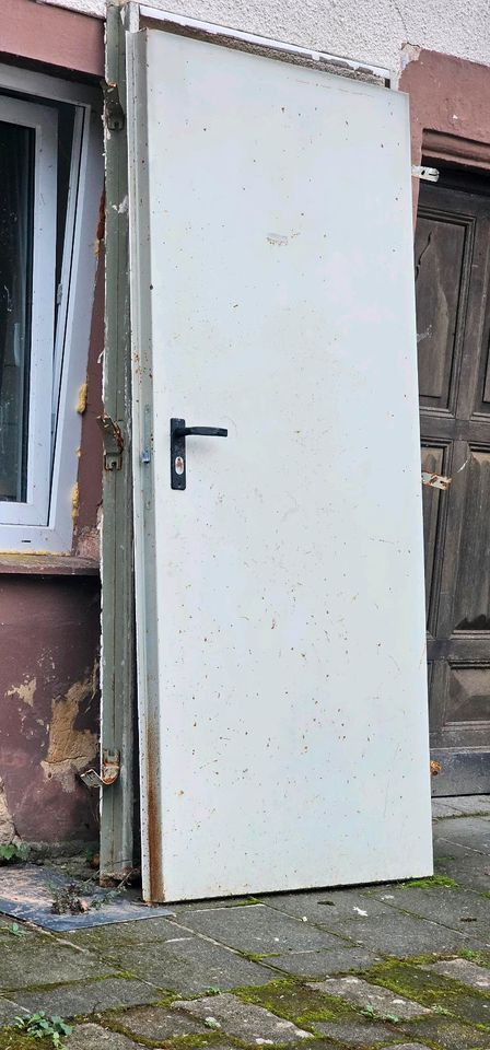 Brantschutz Tür für Heizung Raum in Sankt Thomas