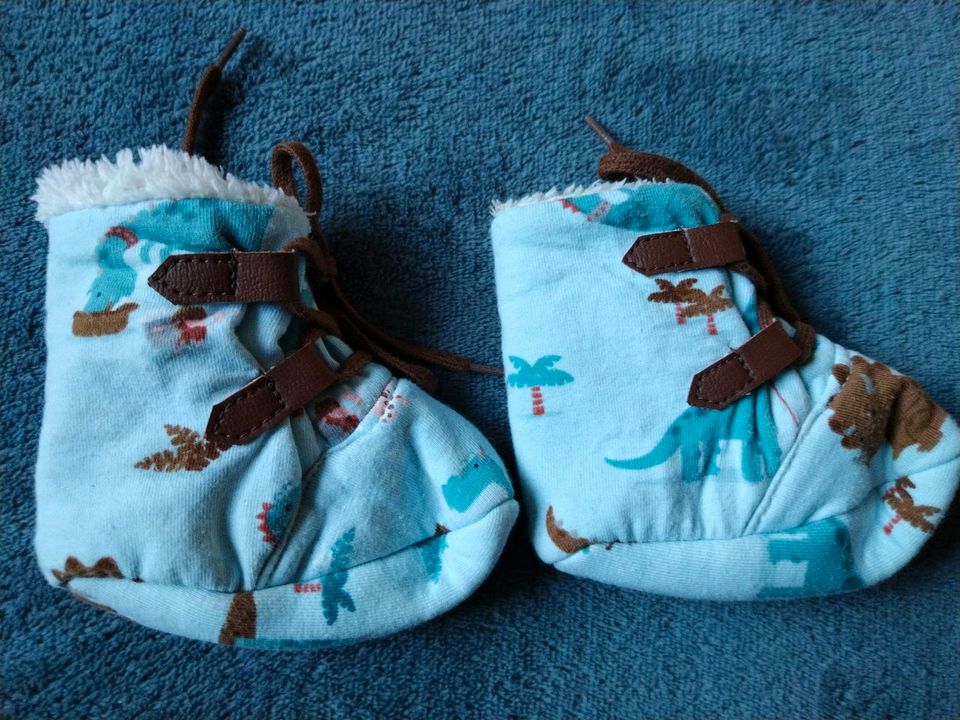 Warme Babyschuhe Größe 68/74 bzw. Größe 18 in Ingolstadt