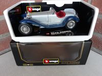 Bburago Alfa Romeo 2300 Spider (1932) silber/blau 1:18 Nordrhein-Westfalen - Ahlen Vorschau