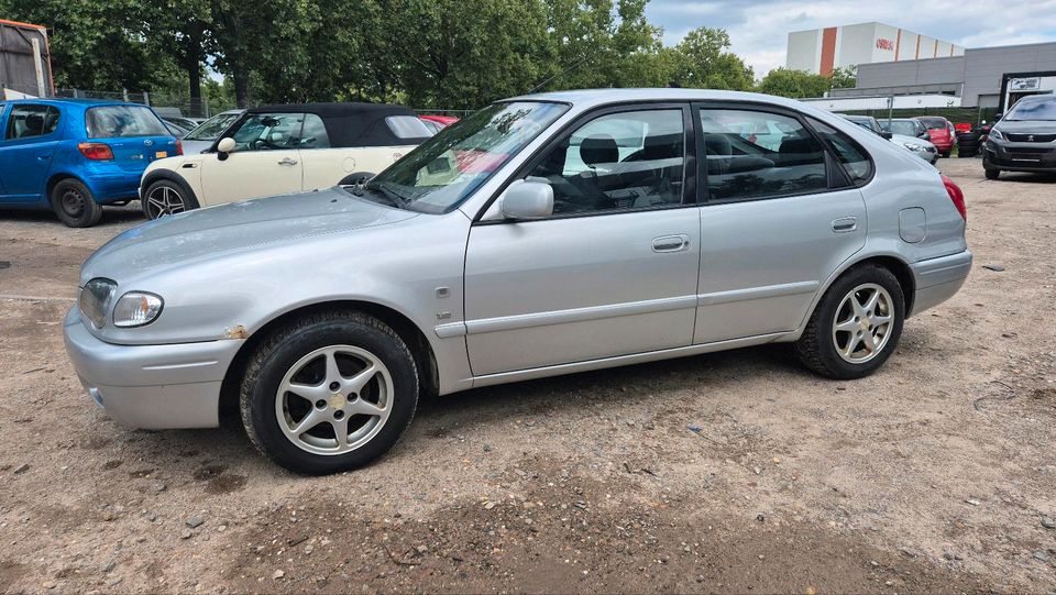 TOYOTA COROLLA 1.4 in Berlin