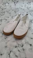 Turnschuhe Slipper beige H&M divided Größe 38 *gut erhalten* Schleswig-Holstein - Neumünster Vorschau