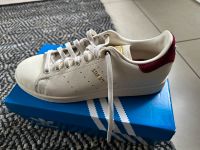 ADIDAS Stan Smith 46 2/3 NEU off white / burgundy Nordrhein-Westfalen - Verl Vorschau