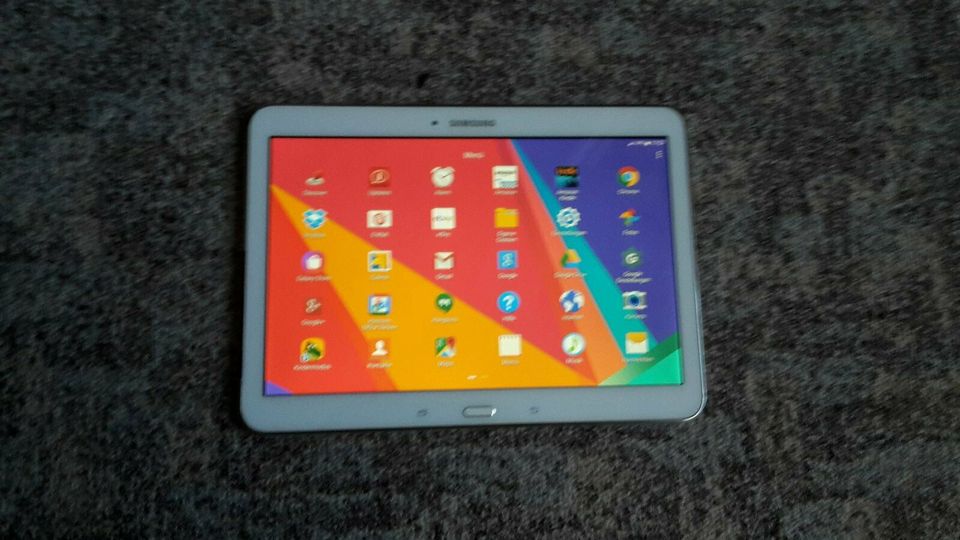 Samsung Galaxy Tab 4 10.1 LTE (SM-T535), weiß in Göggingen