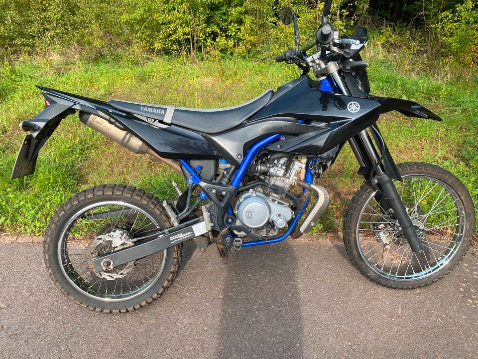 Yamaha WR 125 r in Mettlach