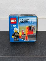 Lego City Feuerwehr Feuerwehrmann 5613 Neu Rarität 2008 Niedersachsen - Coppenbrügge Vorschau