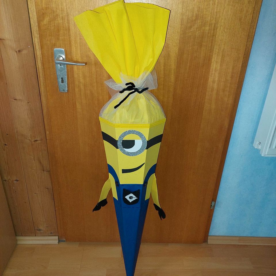 Schultüte Minions in Schönau