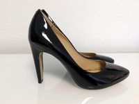 Buffalo Pumps High Heels Schwarz Lack Lackleder Echtleder Gr. 40 Hessen - Friedrichsdorf Vorschau