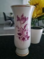 Meißner Porzellan Vase mit lila Blumen Sachsen - Meißen Vorschau