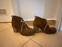 Damen Stiefeletten mit Absatz beige Größe 39 München - Sendling Vorschau