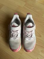 Turnschuhe von Adidas Gr 35 rosa Bayern - Waldkraiburg Vorschau