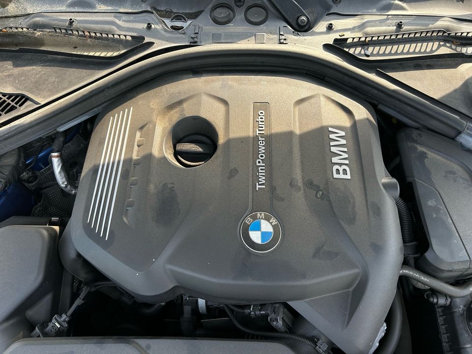 BMW 420i Coupé MPaket 2018 Benziner, Schalter in Dormagen