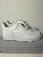 Nike Air Force 1 Sneaker Gr. 42,5 NEU weiß Aachen - Aachen-Mitte Vorschau