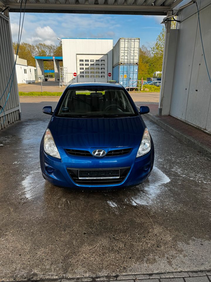 Hyundai i20 FIFA WM Edition in Mölln