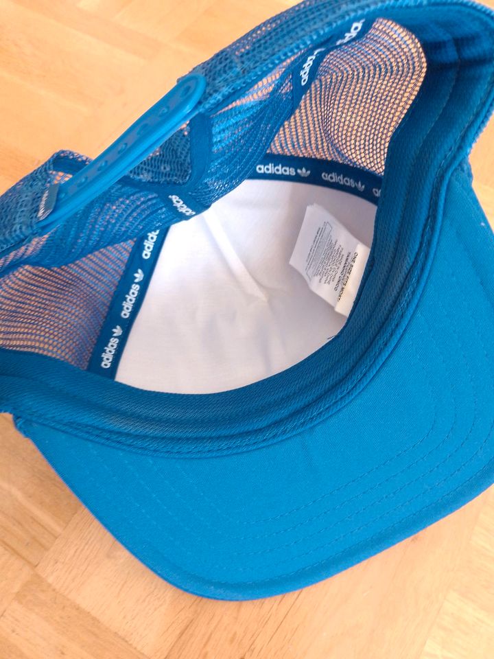 Adidas Cap blau weiß in Hamburg