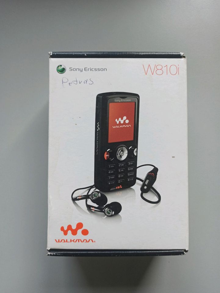 Sony Ericsson Walkman W810i - Satin Black Handy + OVP in Bad Vilbel