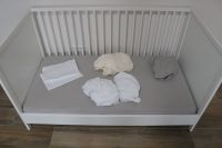 IKEA Babybett mit Matratze, Spannbetttüchern und Betteinlagen Rheinland-Pfalz - Birkenfeld Vorschau