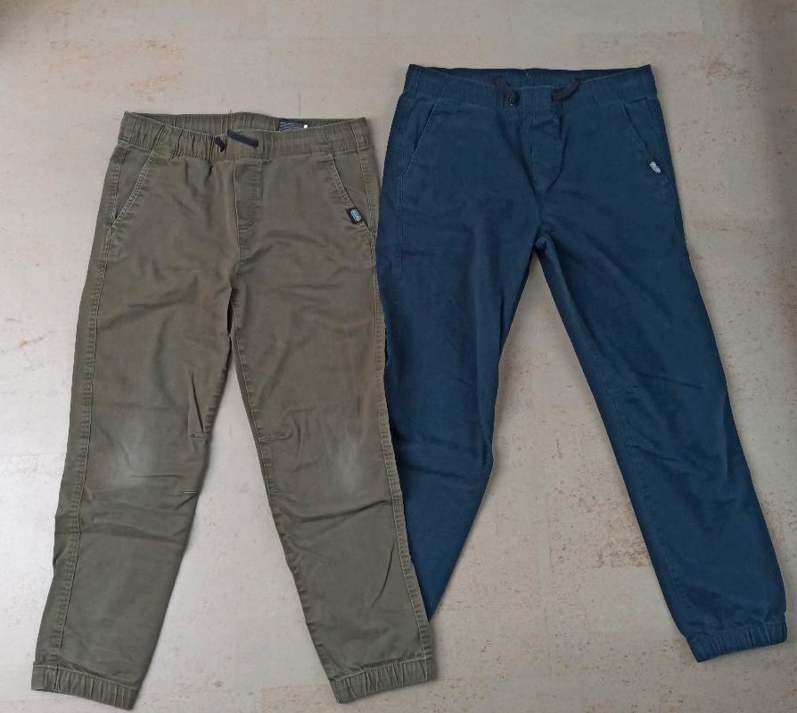 H&M Pull on joggers 152 Kaki & schwarz in Salzkotten