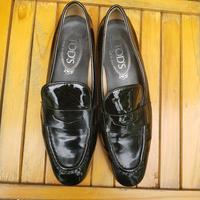 Tod's damen Loafer gr.36 Schwarz fast Neu, Lackleder West - Unterliederbach Vorschau