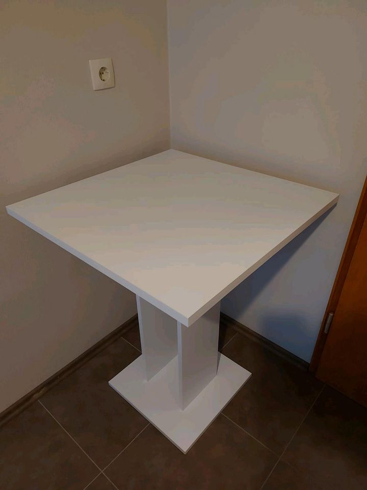 Kleiner Küchentisch quadratisch 65x65cm Säulentisch Tisch Küche in Künzell
