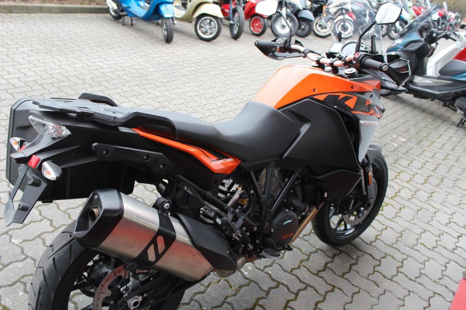 KTM 1090 Adventure in Untersiemau