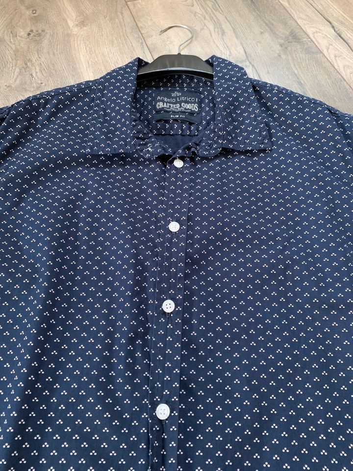 Blaues Kurzarm-Hemd,  Slim Fit, Gr. XL in Hohenroda