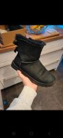 Schwarze UGG Damen Mini Bailey Bow (38) Bochum - Bochum-Ost Vorschau