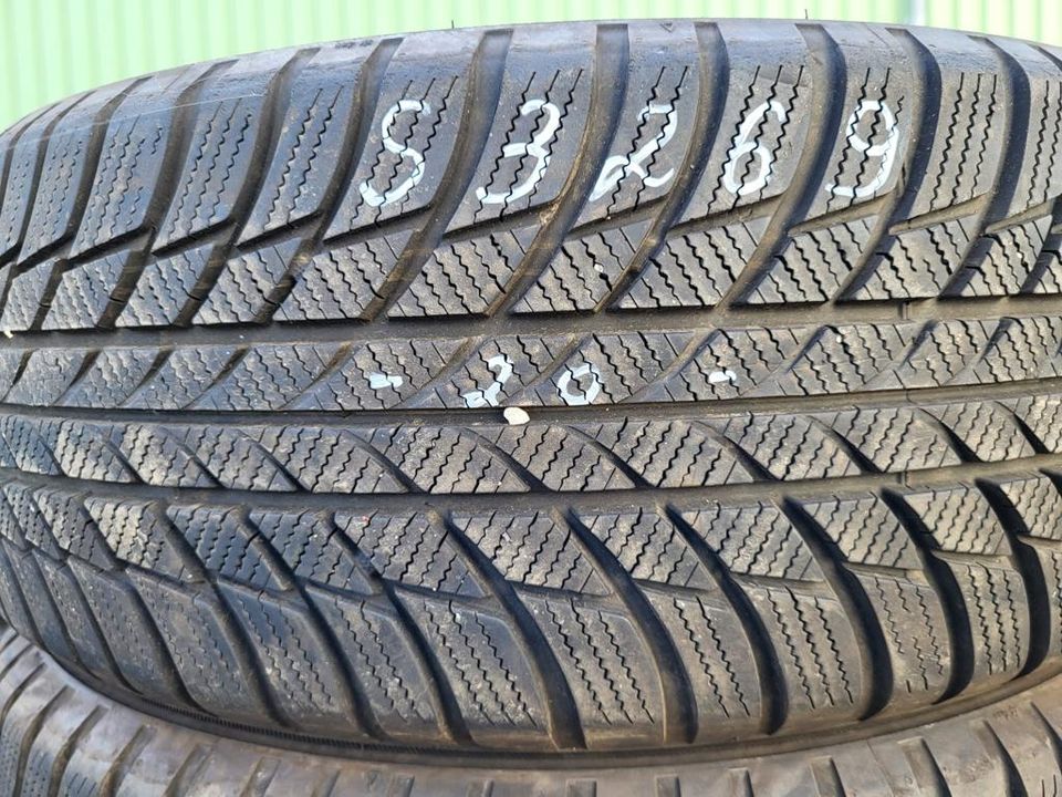 2 Winterreifen 205/55 R17 91H M+S Bridgestone Blizzak LM001 S3269 in Zülpich