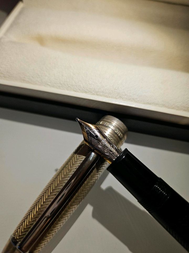 Montblanc Solitaire Doue Barley Classique Füller in München