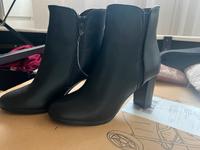 Stiefel mit Absatz elegant West - Sossenheim Vorschau