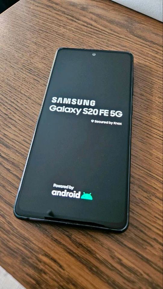 Samsung Galaxy S20 FE 5G 128GB (Blau) in Schepsdorf