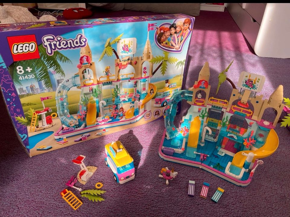 Lego Friends Schwimmbad Krankenhaus Classic Auto in Dresden