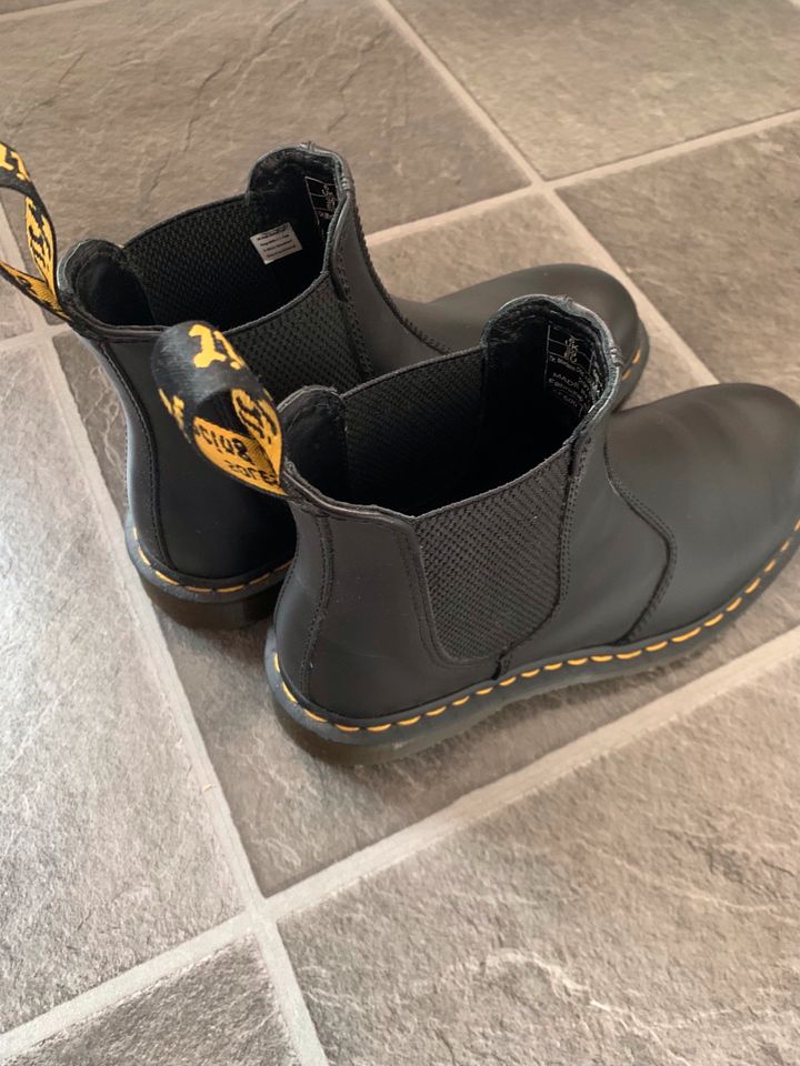 Dr. Martens Gr. 39, Chelsea Boots in Neuss