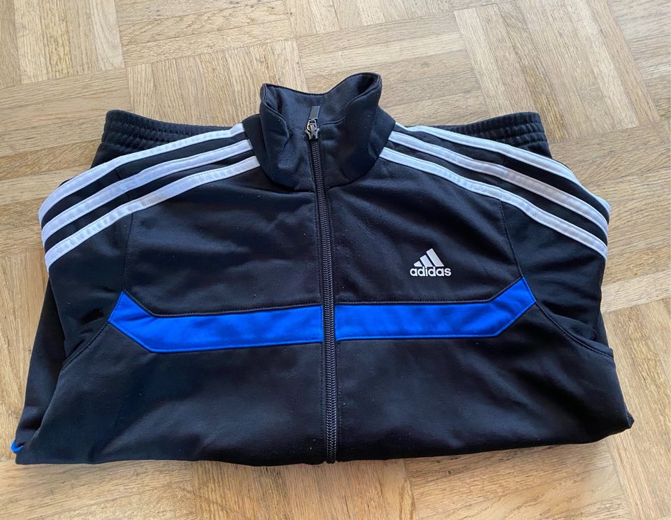 Adidas Trainingsjacke Gr. 152 in Rheine