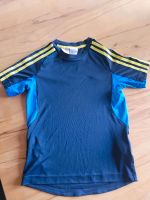 Adidas T-shirt Größe 140 Bayern - Waldkirchen Vorschau