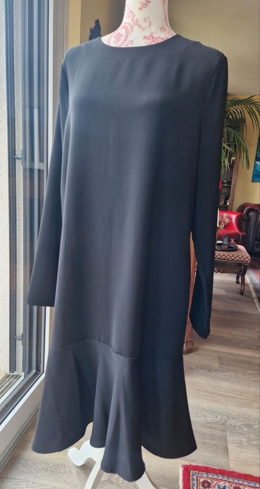 Kleid, Gr. 42 mit langen Ärmeln, schwarz Someday in Friedrichshafen