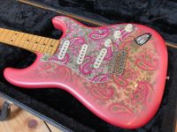 Fender Pink Paisley Stratocaster Baden-Württemberg - Lörrach Vorschau