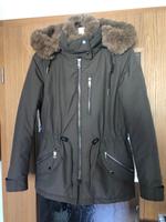 Winterjacke Tommy Hilfiger / Parka - olive /grün / khaki- S Niedersachsen - Hessisch Oldendorf Vorschau