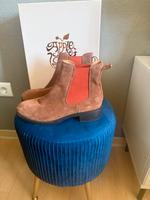 Boots von Apple of Eden Berlin - Hohenschönhausen Vorschau